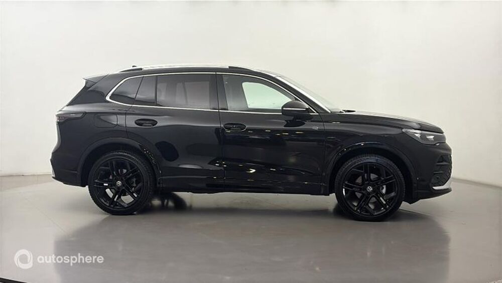 Tiguan 1.5 eTSI 150ch R-Line DSG7 2024 occasion 33700 M&eacute;rignac