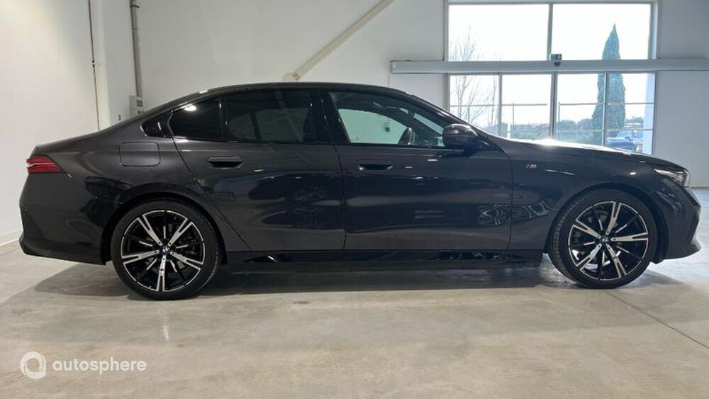 S&eacute;rie 5 530e 299ch M Sport 2025 occasion 13800 Istres