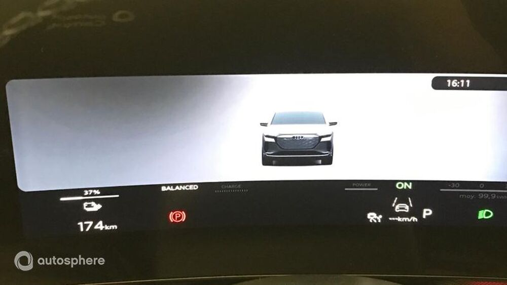 Q4 e-tron performance 286ch 82kWh Launch Edition 2026 occasion 86000 Poitiers