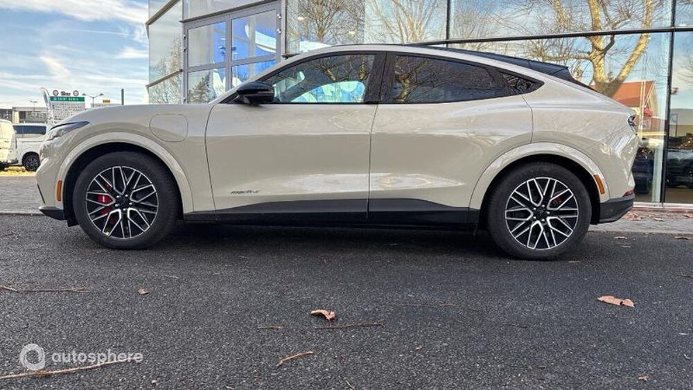 Mustang 276ch Extended Range 88kWh Premium Propulsion 2026 occasion 92000 Nanterre