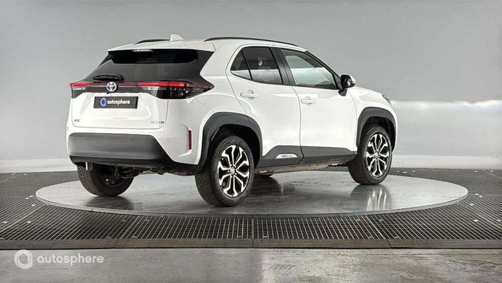 Yaris Cross 116h Design MY22 2023 occasion 69410 Champagne-au-Mont-d'Or