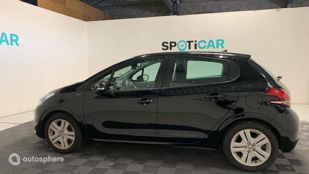 208 1.2 PureTech 82ch E6.c Signature 5p 2018 occasion 84000 Avignon