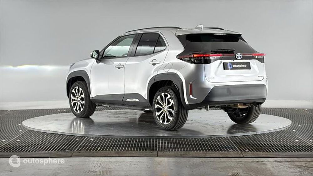 Yaris Cross 116h Design MY22 2023 occasion 74330 &Eacute;pagny Metz Tessy