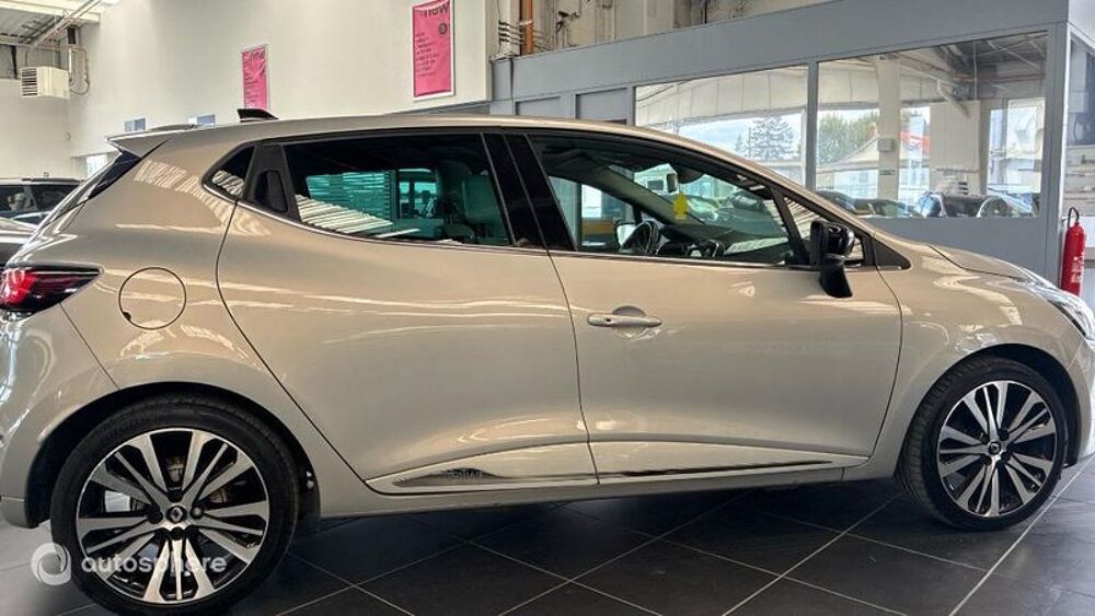 Clio 1.2 TCe 120ch energy Initiale Paris EDC 5p 2017 occasion 02200 Soissons