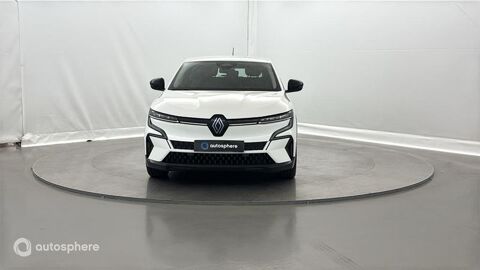 M&eacute;gane E-Tech Electric EV60 220ch Equilibre optimum charge -B 2023 occasion 59640 Dunkerque