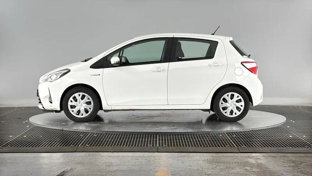 Yaris 100h France 5p MY19 2019 occasion 01120 DAGNEUX