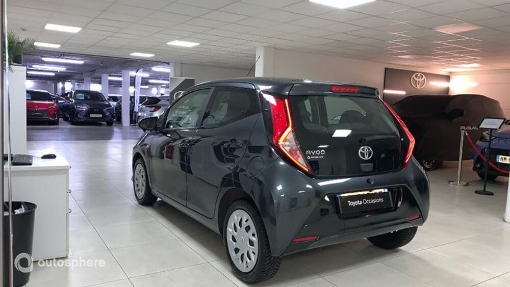 Aygo 1.0 VVT-i 72ch x-play 5P MY19 2020 occasion 69200 V&eacute;nissieux
