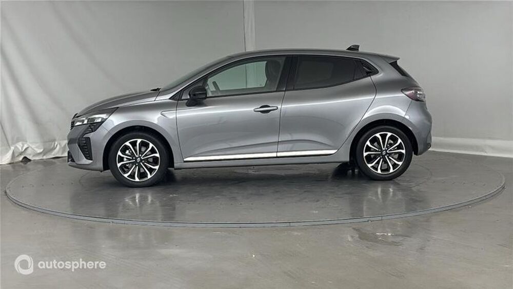 Clio 1.6 E-Tech 145ch full hybrid Techno 2024 occasion 02300 Chauny