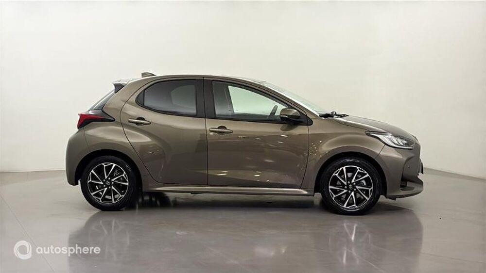 Yaris 116h Design 5p MY22 2023 occasion 92000 Nanterre