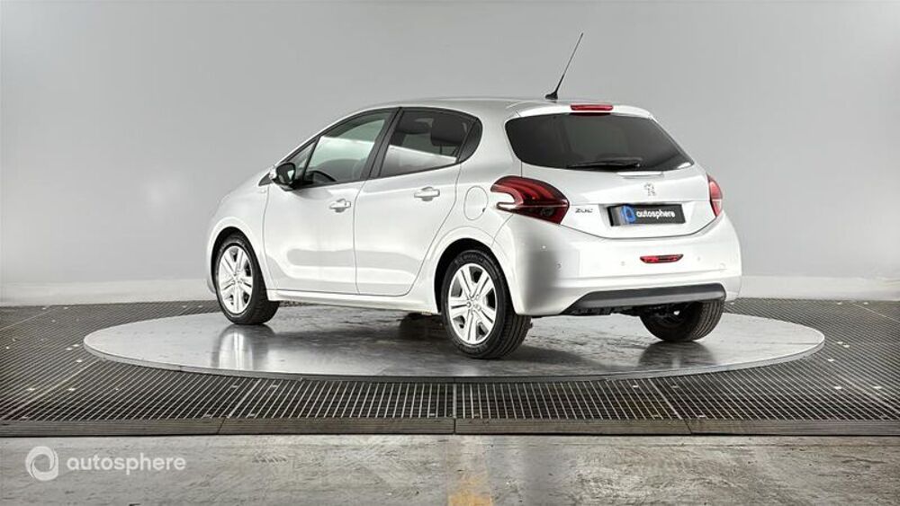 208 1.6 BlueHDi 75ch Style 5p 2018 occasion 63000 Clermont-Ferrand