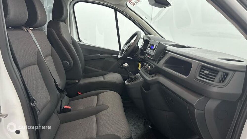 Trafic L1H1 3T 2.0 Blue dCi 130ch Confort E6E 2024 occasion 51000 Ch&acirc;lons-en-Champagne