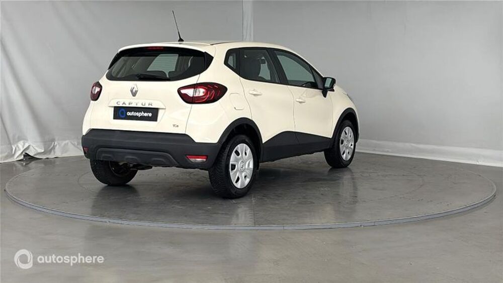 Captur 0.9 TCe 90ch energy Life 2017 occasion 51120 S&eacute;zanne