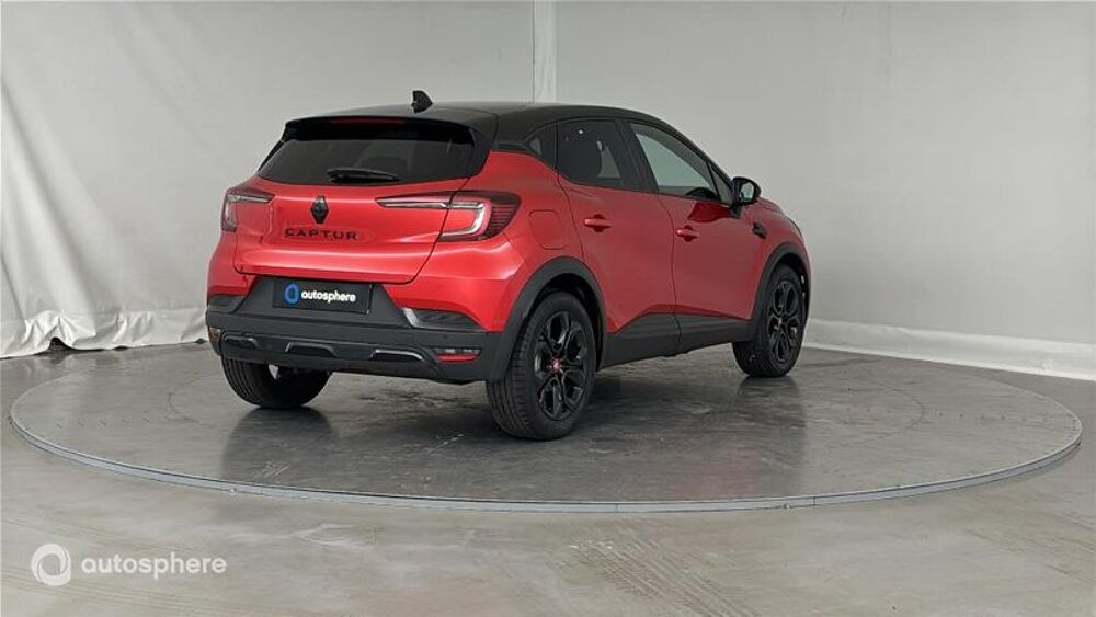 Captur 1.3 TCe 140ch FAP Rive Gauche 2023 occasion 57500 Saint-Avold