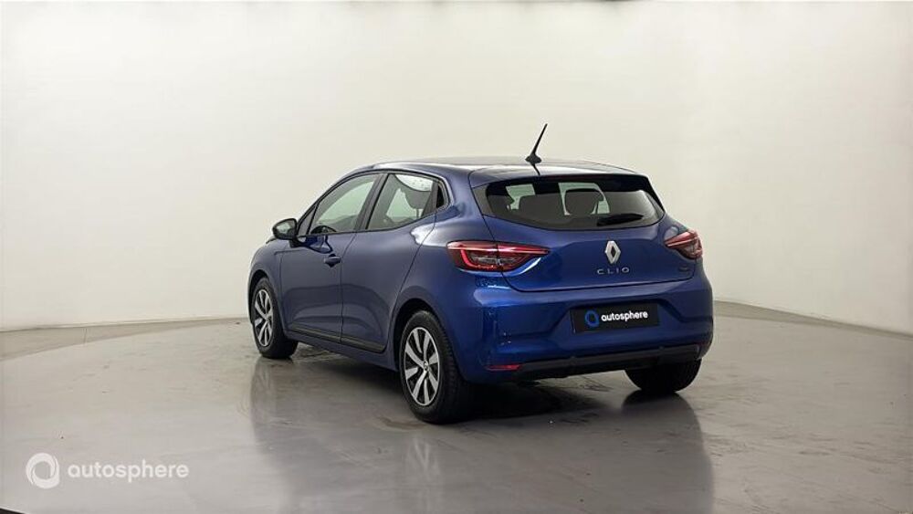 Clio 1.6 E-Tech hybride 145ch Equilibre 2023 occasion 94000 Cr&eacute;teil