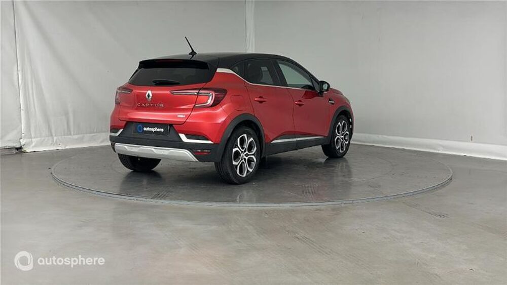 Captur 1.6 E-Tech hybride 145ch Intens -21 2022 occasion 59320 Sequedin