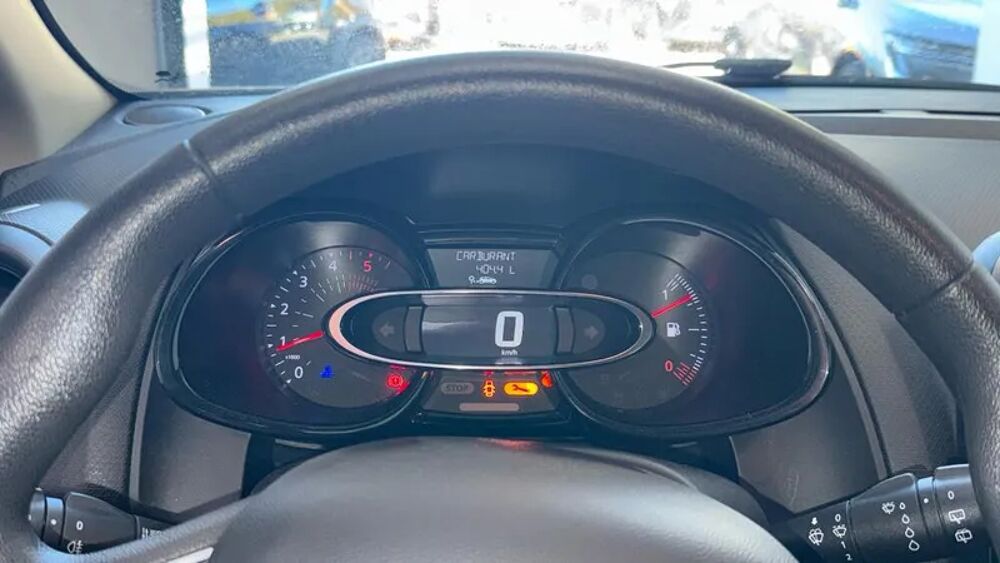 Clio 1.5 dCi 75ch energy Air E6C 2018 occasion 84120 Pertuis