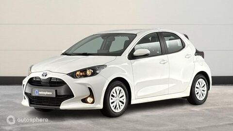 Toyota Yaris 116h Dynamic Business 5p + Programme Beyond Zero Academy MY2 2022 occasion V&eacute;nissieux 69200
