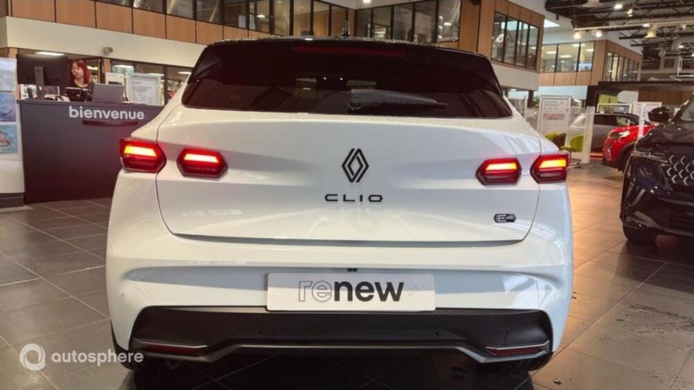 Clio 1.8 E-Tech 160ch full hybrid esprit Alpine -26 2026 occasion 73230 Saint-Alban-Leysse