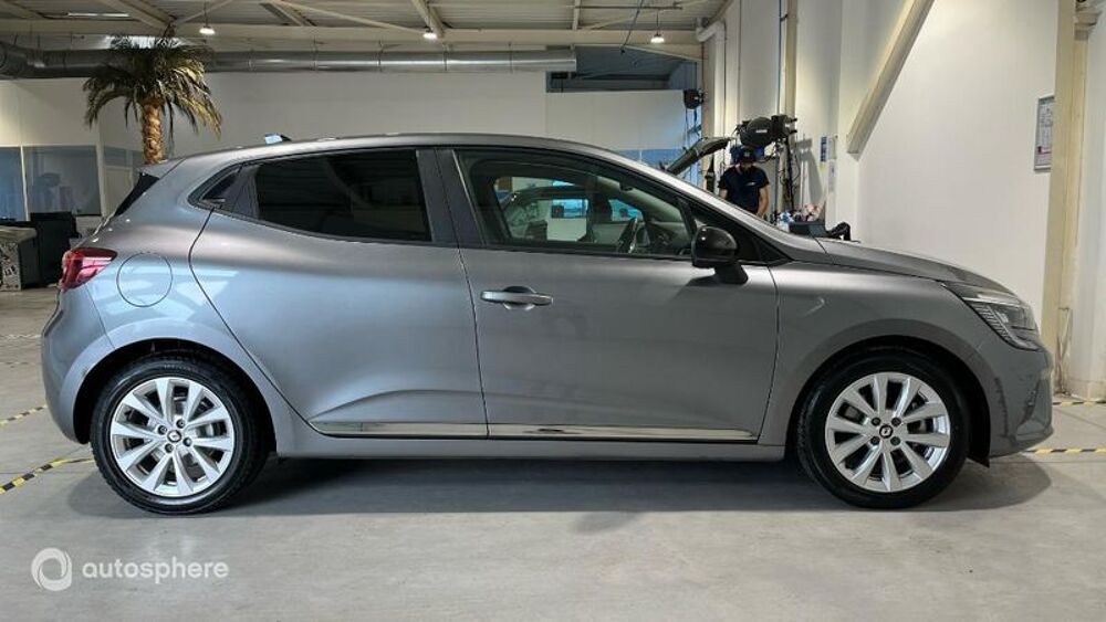 Clio 1.6 E-Tech hybride 145ch Evolution 2023 occasion 13300 SALON DE PROVENCE