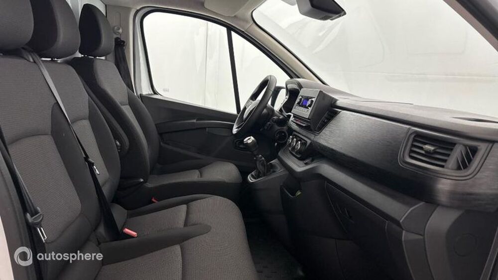 Trafic L1H1 2T8 2.0 Blue dCi 130ch Confort 2023 occasion 62231 Coquelles