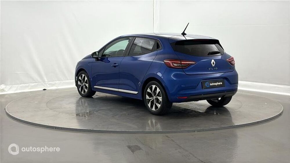Clio 1.6 E-Tech 145ch full hybrid Evolution 2023 occasion 51000 Ch&acirc;lons-en-Champagne