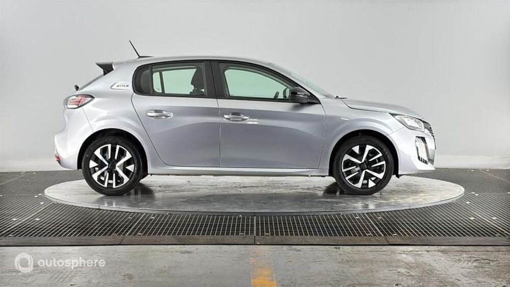 208 1.2 Hybrid 100ch Style e-DCS6 2025 occasion 03110 Charmeil