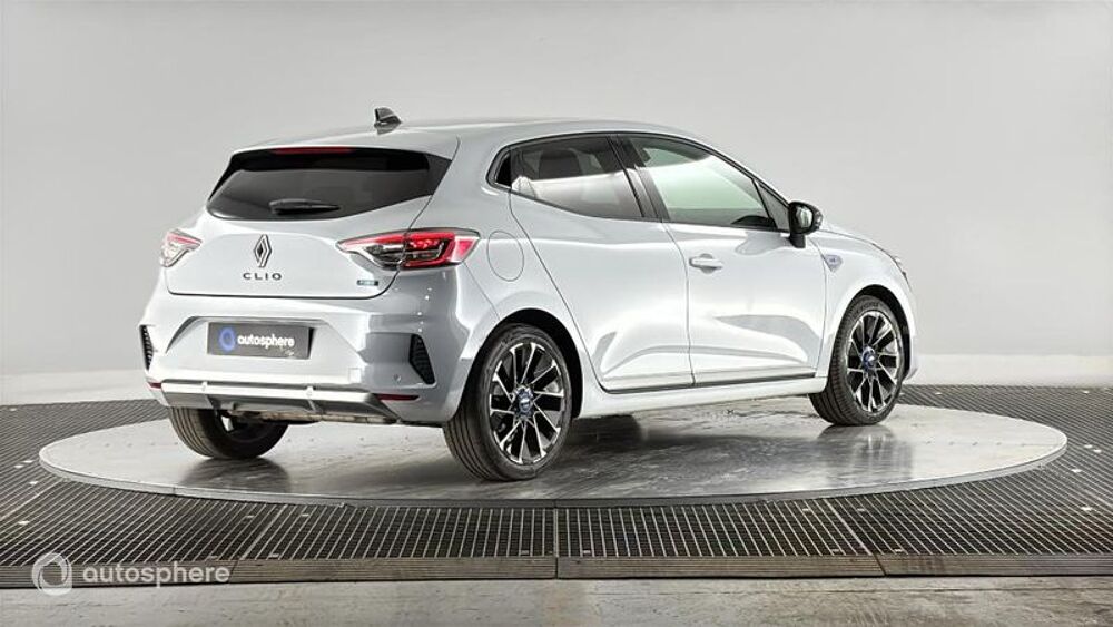 Clio 1.6 E-Tech 145ch full hybrid esprit Alpine 2023 occasion 74100 Annemasse