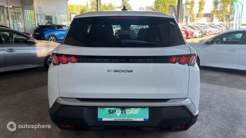 5008 Electrique 210ch Batterie 73 kWh Allure 2026 occasion 13300 Salon-de-Provence