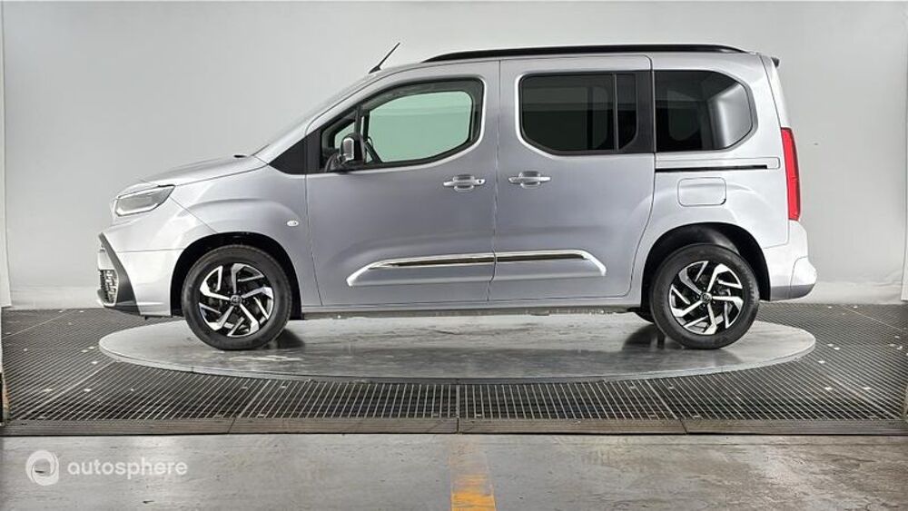 Proace city Medium 1.5 130 D-4D Executive MC24 2024 occasion 74200 Thonon-les-Bains