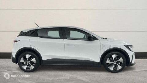 M&eacute;gane E-Tech Electric EV40 130ch Equilibre standard charge -B 2023 occasion 62110 H&eacute;nin-Beaumont