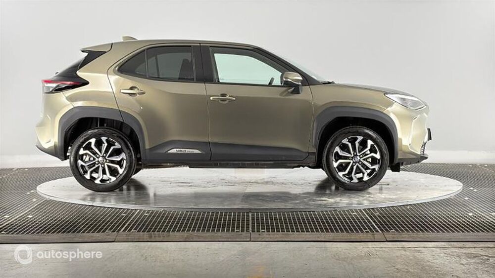 Yaris Cross 116h Design AWD-i MY22 2022 occasion 69200 V&eacute;nissieux