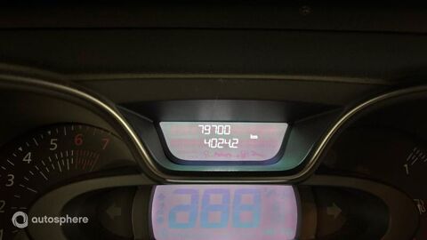 Captur 0.9 TCe 90ch energy Life 2017 occasion 51120 S&eacute;zanne