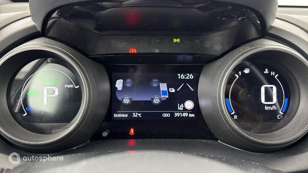 Yaris Cross 116h Design MY22 2023 occasion 74330 &Eacute;pagny Metz Tessy