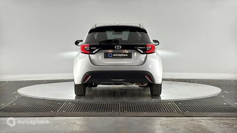 Yaris 116h Design 5p MY22 2021 occasion 69200 V&eacute;nissieux