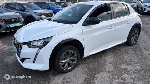 Peugeot 208 e- 136ch Style 2023 occasion Salon-de-Provence 13300
