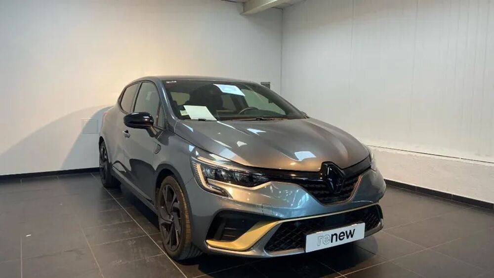 Clio 1.6 E-Tech hybride 145ch Engineered 2022 occasion 13300 SALON DE PROVENCE