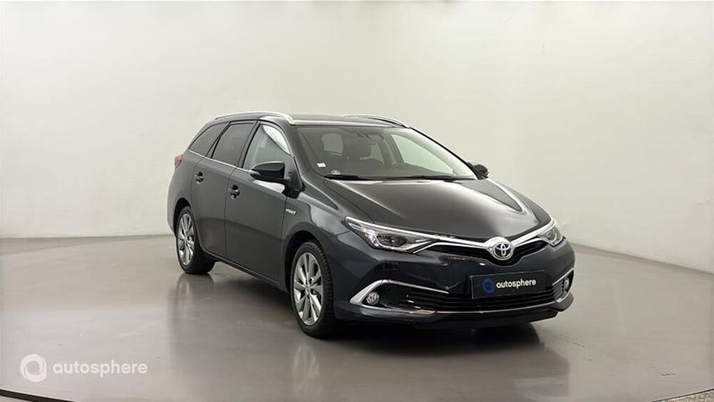 Auris HSD 136h Executive 2016 occasion 92600 Asni&egrave;res-sur-Seine