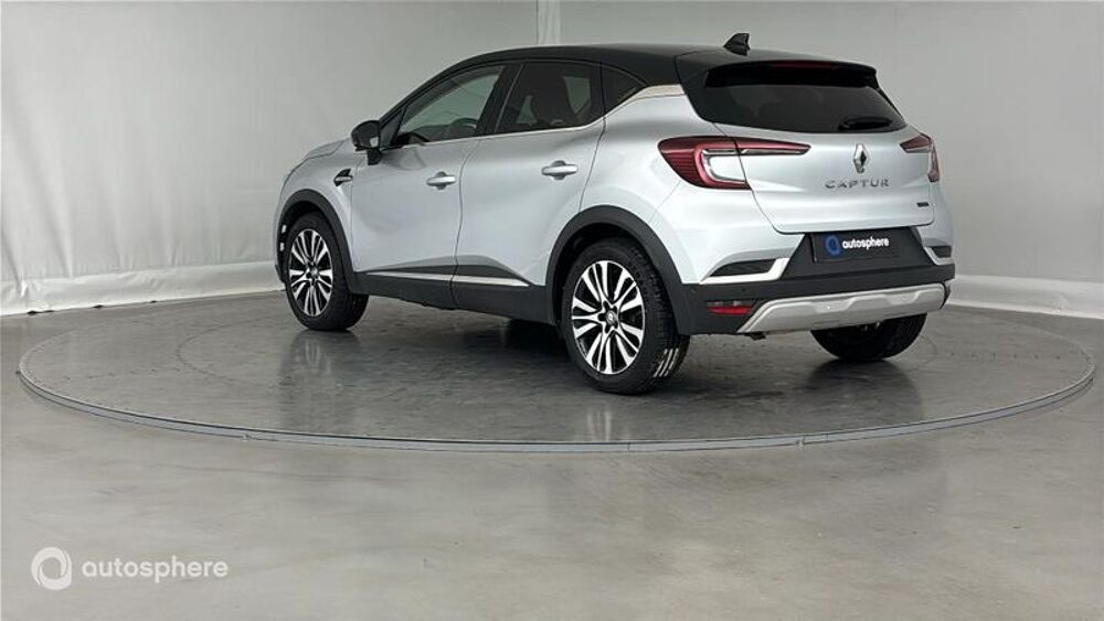 Captur 1.6 E-Tech hybride 145ch Iconic 2023 occasion 02000 Laon
