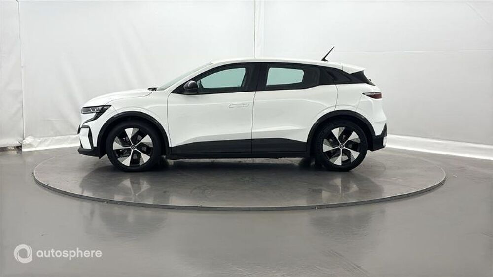 M&eacute;gane E-Tech Electric EV60 220ch Equilibre optimum charge -B 2023 occasion 59640 Dunkerque