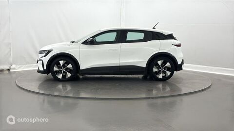 M&eacute;gane E-Tech Electric EV60 220ch Equilibre optimum charge -B 2023 occasion 59640 Dunkerque
