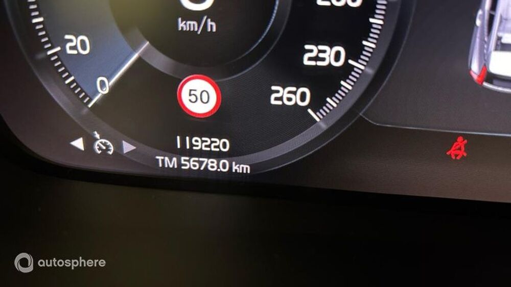 XC40 T5 Recharge 180 + 82ch R-Design DCT 7 2020 occasion 63500 ISSOIRE