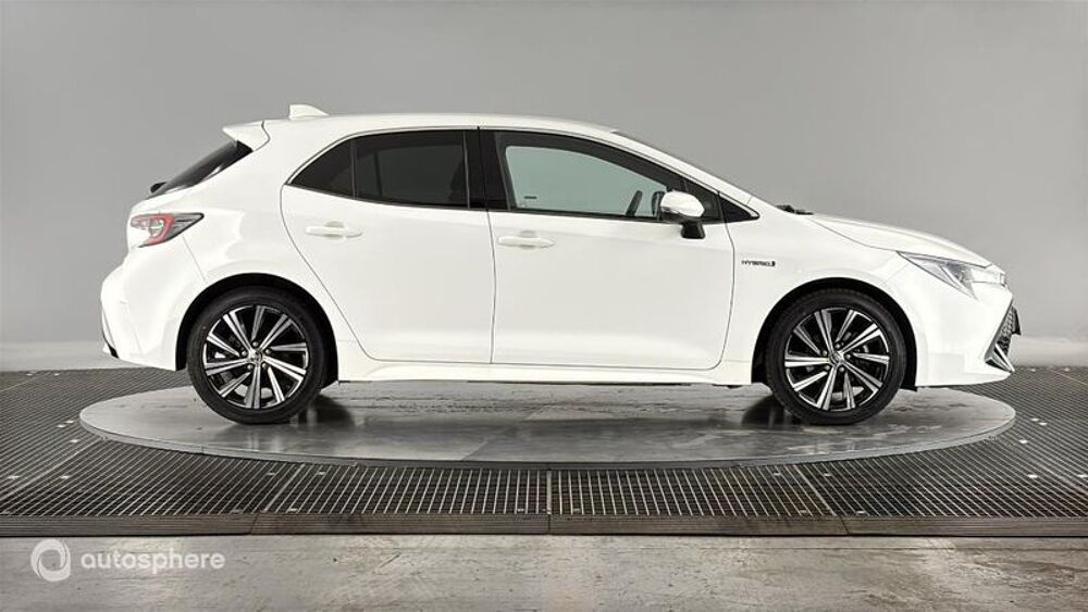 Corolla 122h Design MY21 2021 occasion 69700 Givors