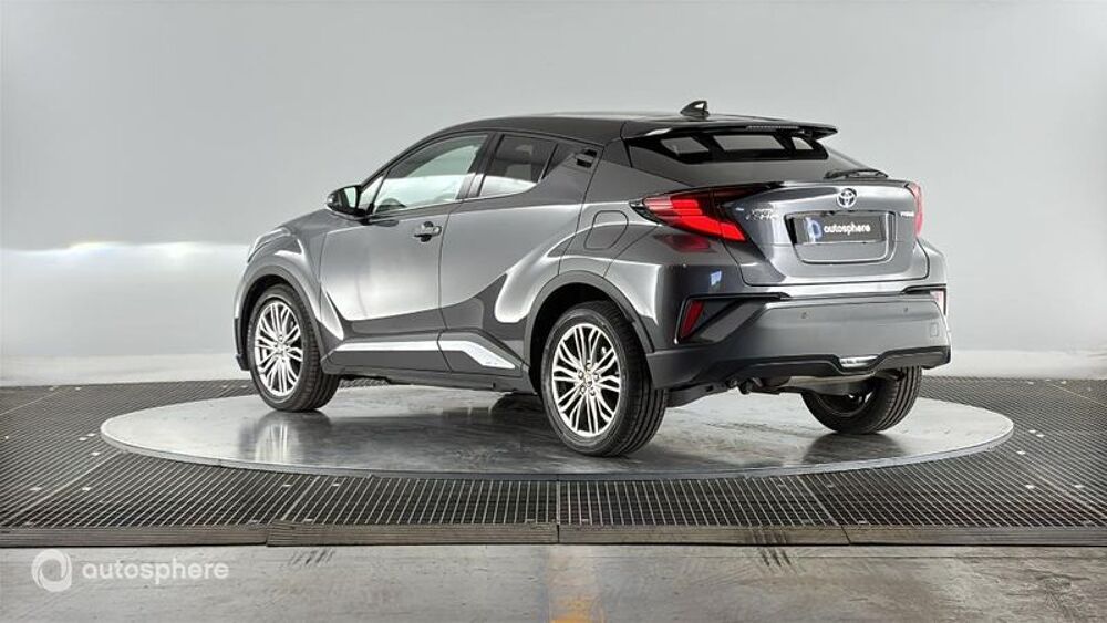 C-HR 122h Distinctive 2WD E-CVT MY22 2022 occasion 69200 V&eacute;nissieux