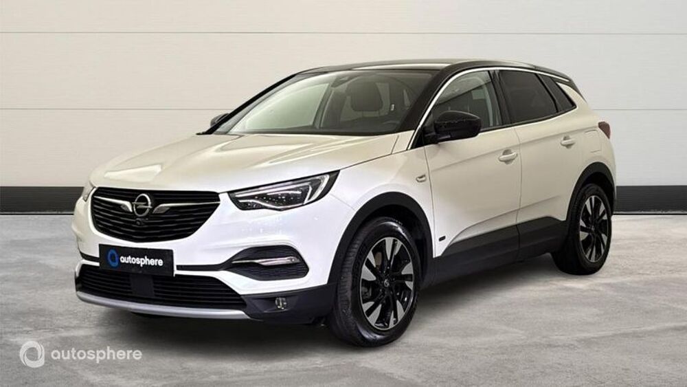 Grandland x Hybrid4 300ch Ultimate 2021 occasion 63000 Clermont-Ferrand
