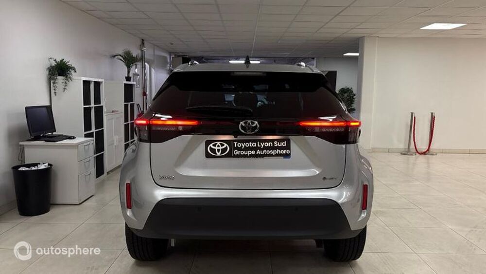 Yaris Cross 130h Design MY26 2026 occasion 69200 V&eacute;nissieux