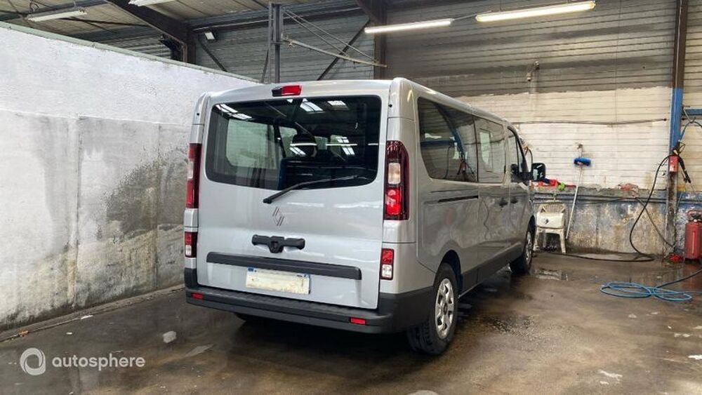 Trafic Grand 2.0 Blue dCi 150ch Evolution auto -25 2025 occasion 73230 Saint-Alban-Leysse