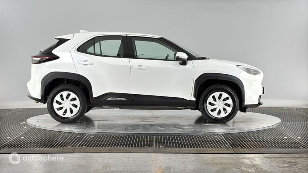 Yaris Cross 116h Dynamic MY22 2023 occasion 69200 V&eacute;nissieux