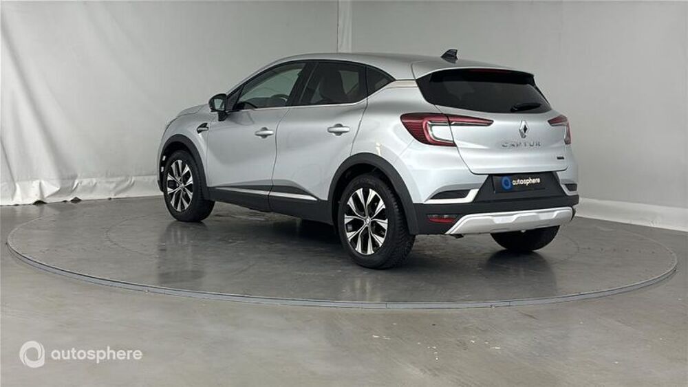 Captur 1.6 E-Tech hybride 145ch Techno 2023 occasion 51000 Ch&acirc;lons-en-Champagne