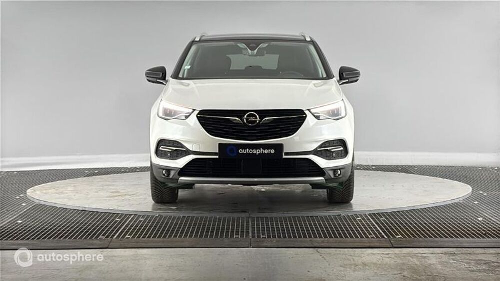 Grandland x Hybrid4 300ch Ultimate 2021 occasion 63000 Clermont-Ferrand
