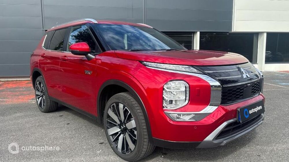 Outlander 2.4 PHEV 306ch Intense 4WD 2025 occasion 86100 Ch&acirc;tellerault